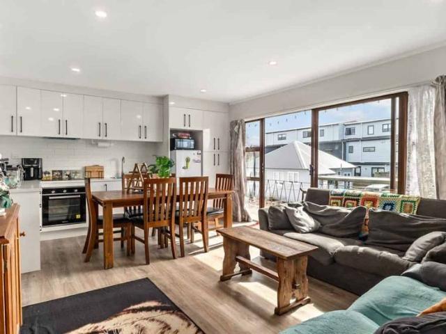 Apartment for rent in Mount Albert, Albert-Eden