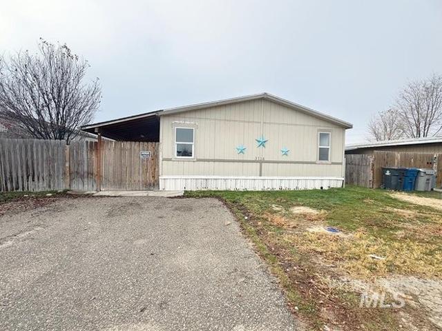 House for sale in Caldwell, Idaho