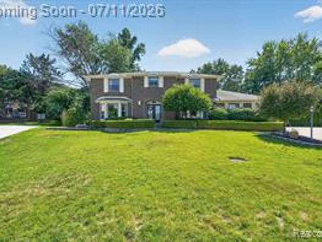 House for sale in Rochester Hills, Michigan