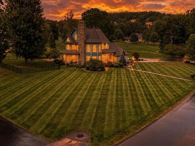 House for sale in Morgantown, West Virginia