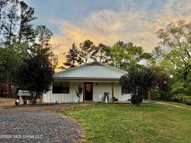 House for sale in Summit, Mississippi
