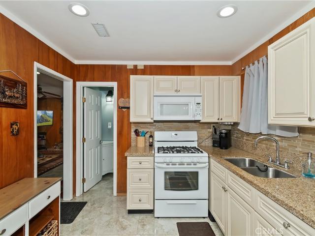 Property for sale in Green Valley Lake, California