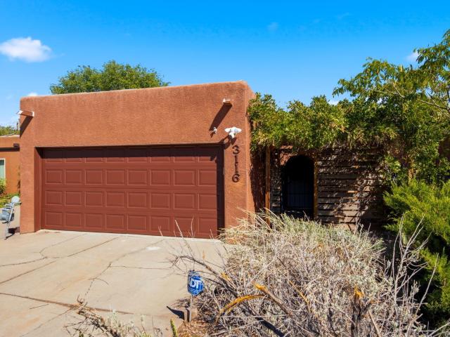House for sale in New Mexico
