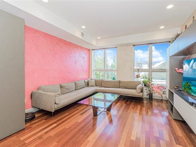 Condo for sale in Arverne, New York