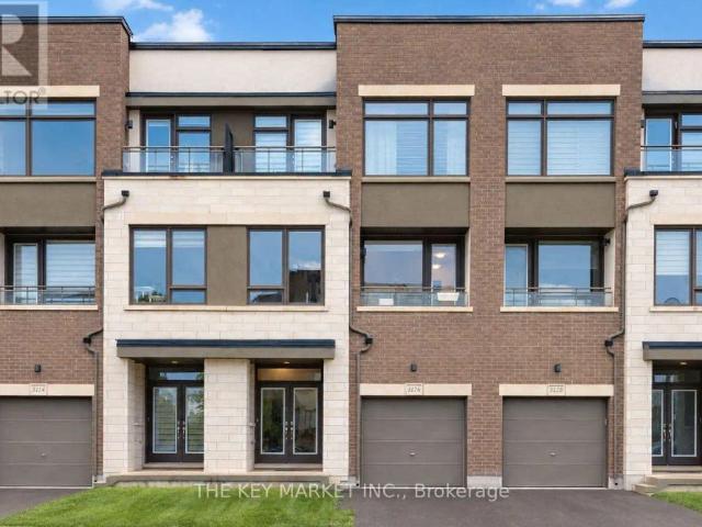 Townhouse for rent in Oakville, Golden Horseshoe