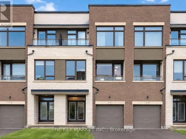 Townhouse for rent in Oakville, Golden Horseshoe