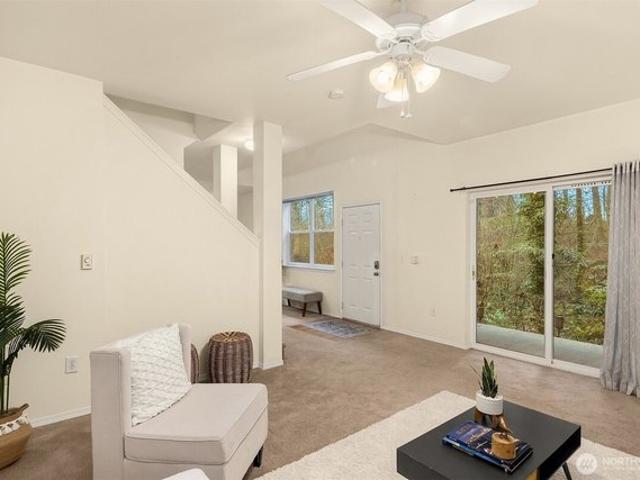 Condo for sale in Lynnwood, Washington