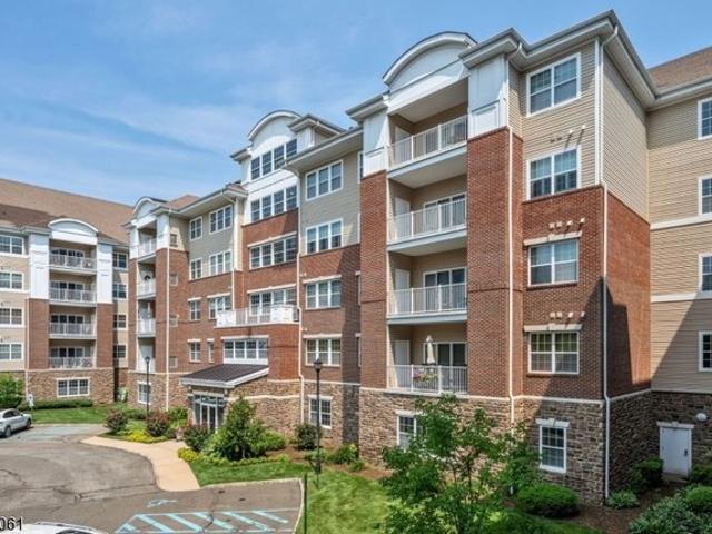 Condo for sale in Passaic, New Jersey