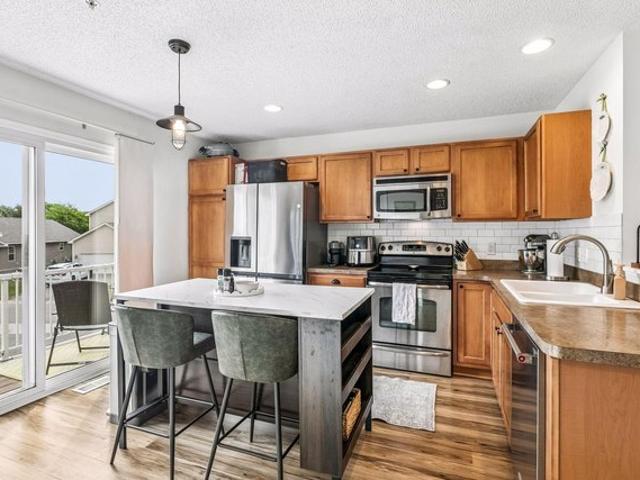 Townhouse for sale in Clover Ridge, Chaska