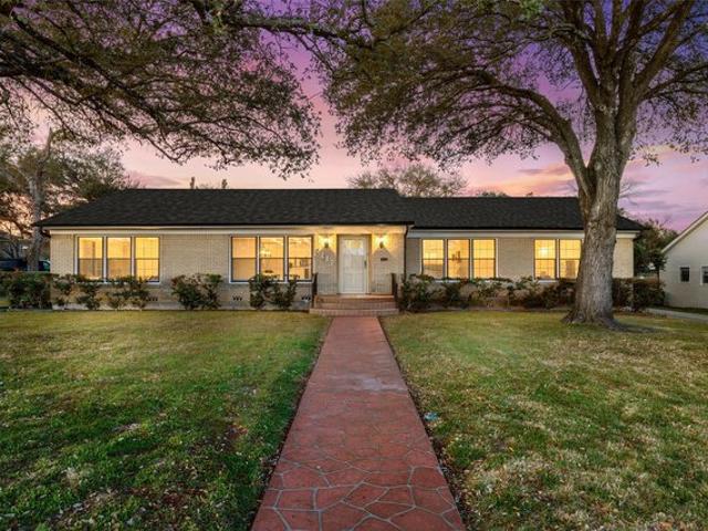 House for sale in Waco, Texas