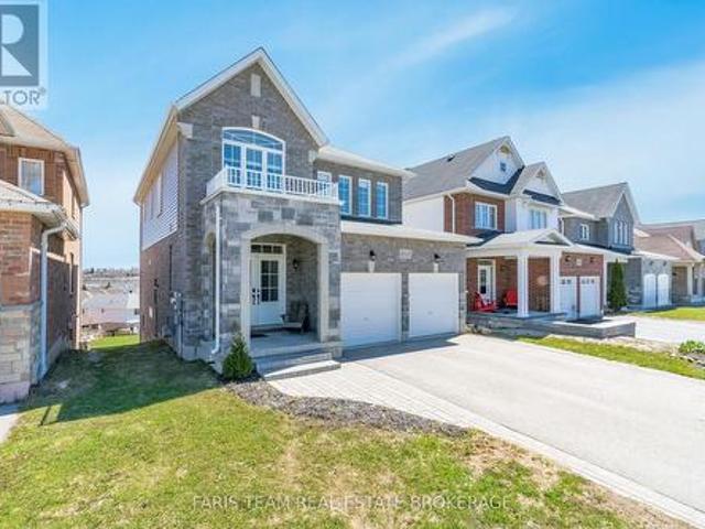 House for sale in Orillia, Ontario