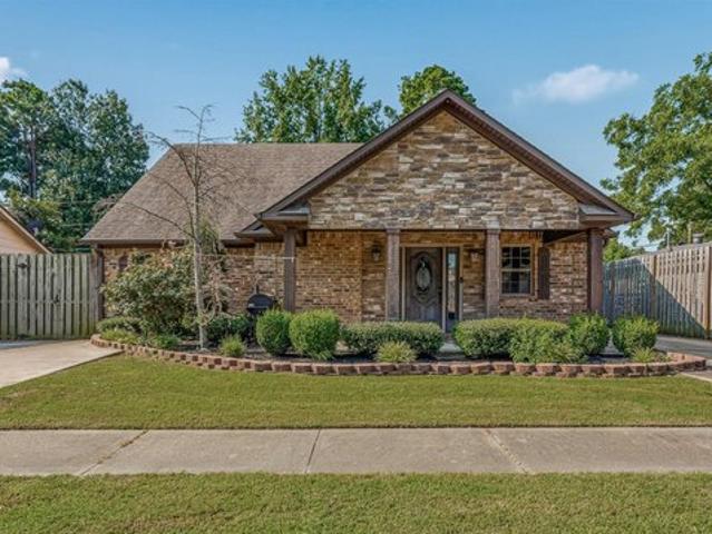 House for sale in Ark