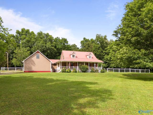 House for sale in Woodville, Alabama