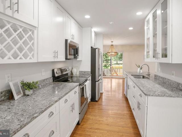 Townhouse for sale in Oakton, Fairfax County