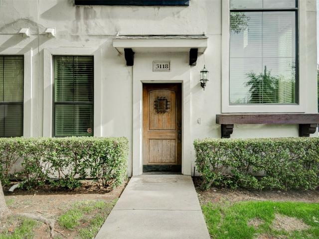 Townhouse for rent in Dallas