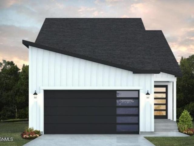 House for sale in Bismarck, North Dakota
