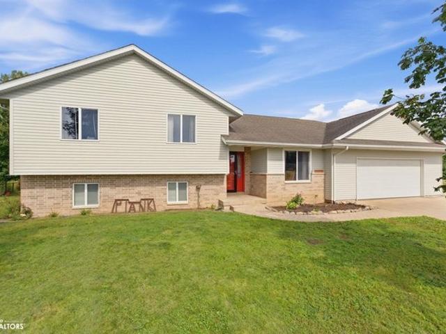 House for sale in Riverside, Washington County