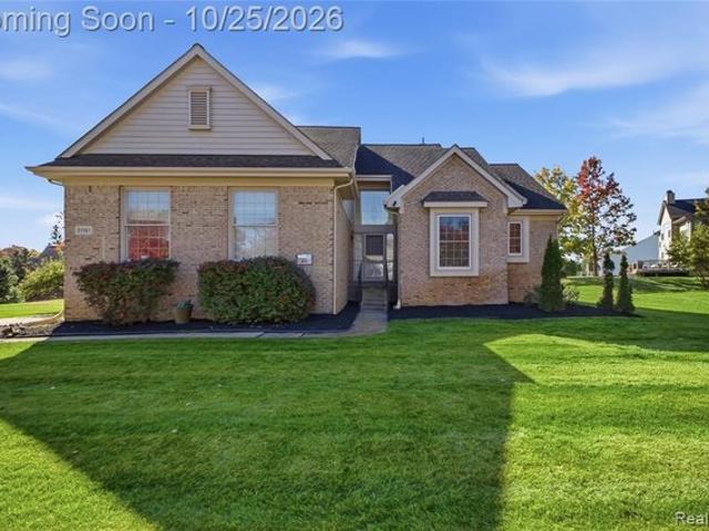 House for sale in Haverhill Farms, Novi