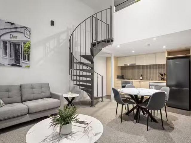 House for rent in Elmhurst, Victoria