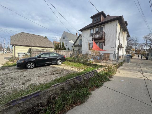 House for sale in Milwaukee, Wisconsin