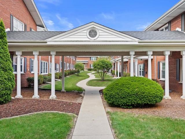Condo for sale in West Allis, Wisconsin