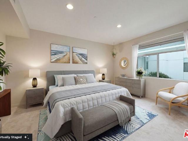 Condo for sale in Canoga Park, California