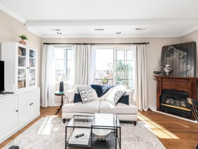 Condo for sale in Ancaster, Ontario