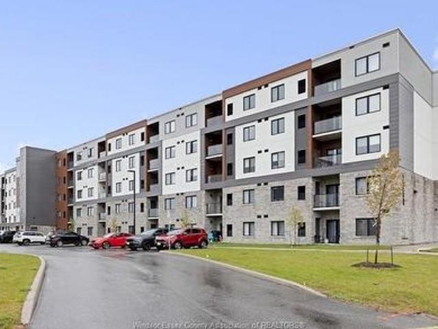 Condo for sale in Lasalle, Southwestern Ontario