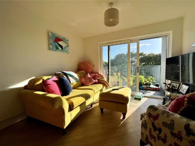 Apartment for rent in Oakdale, Poole