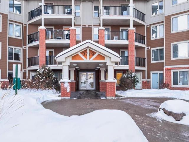 Apartment for sale in Wedgewood, Alberta