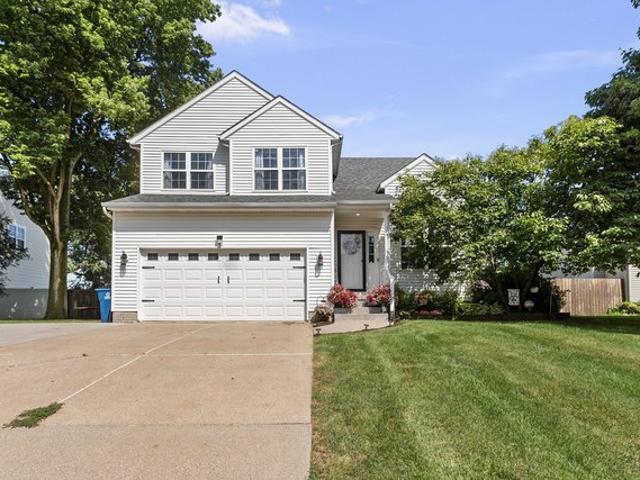 House for sale in Hampton, Illinois