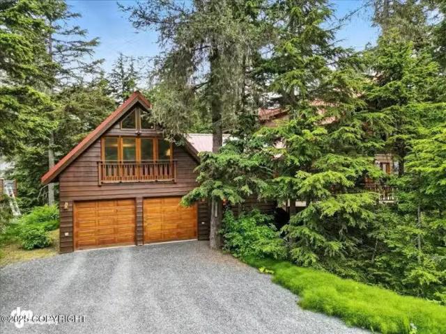 House for rent in Girdwood