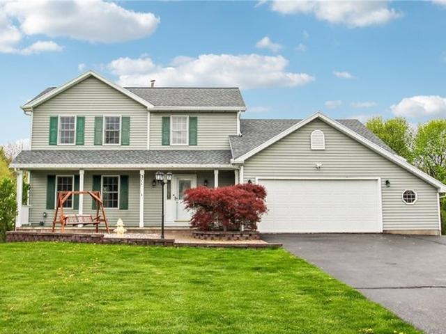 House for sale in Henrietta, New York