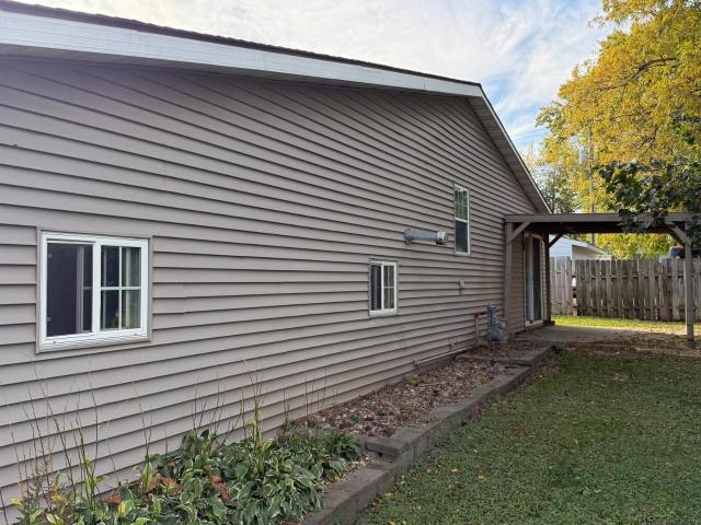 House for sale in Everett's Additions, Eyota