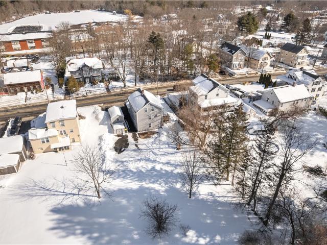 House for sale in Oakland, Rhode Island