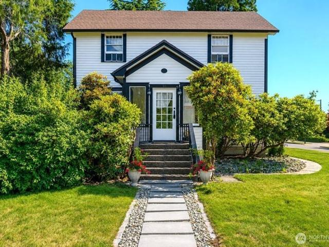 House for sale in Blaine, Washington
