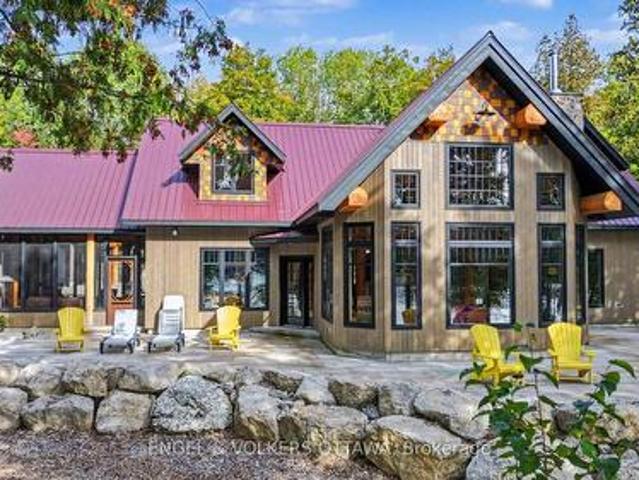 House for sale in Renfrew, Ontario