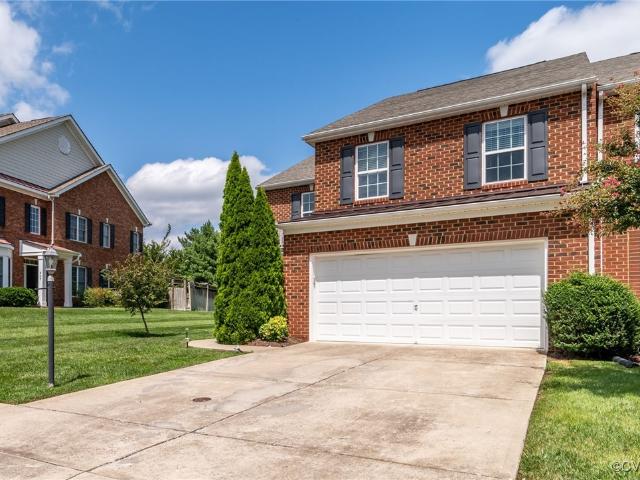 Townhouse for sale in Glen Allen