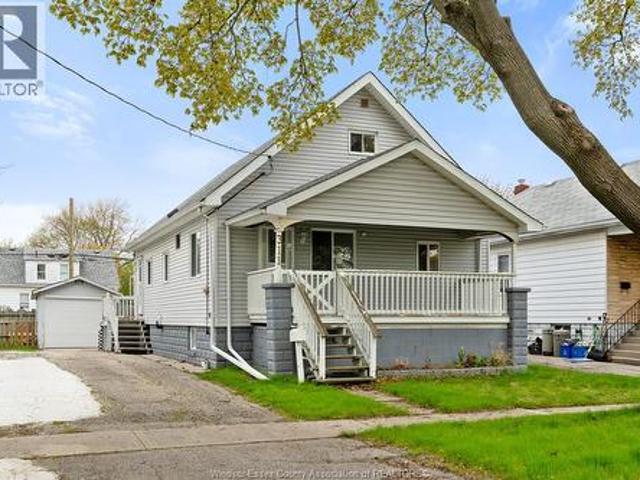House for sale in Brights Grove, Ontario