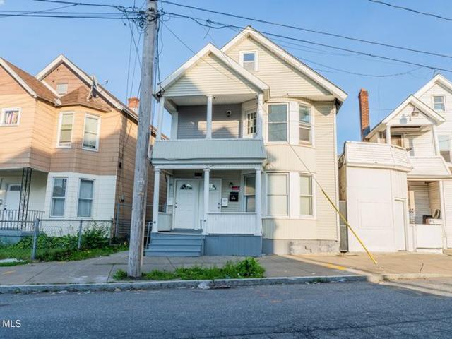 House for sale in Schenectady, New York