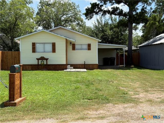 House for sale in Cuero