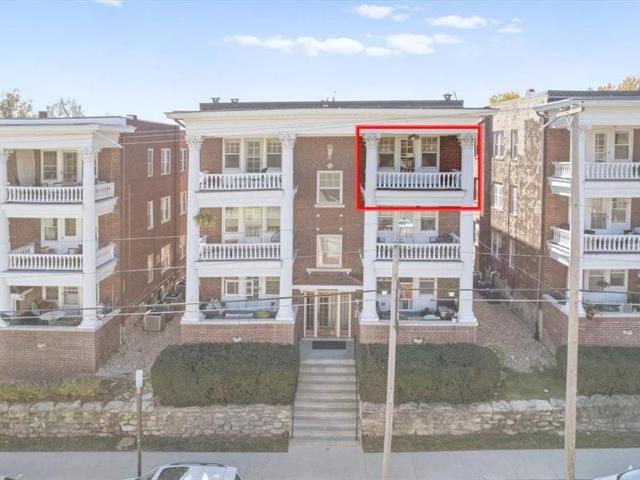 Condo for sale in Kansas City, Missouri