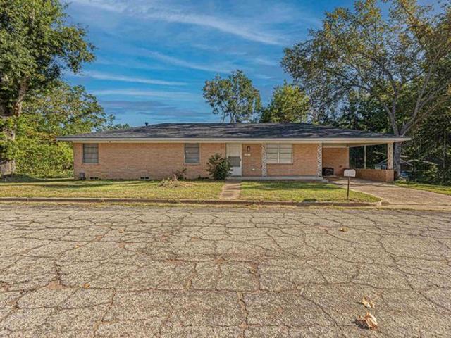 House for sale in Overton, Texas