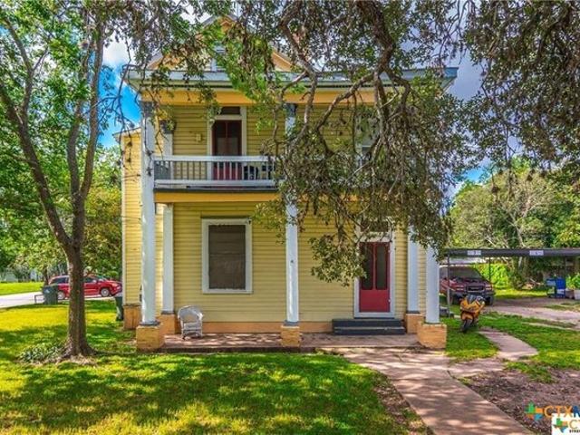 House for sale in Seguin, Texas