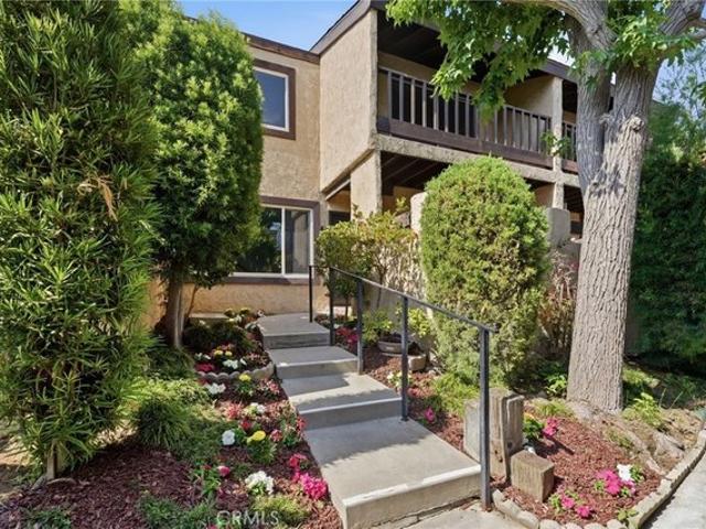 Condo for sale in Sierra Madre, California