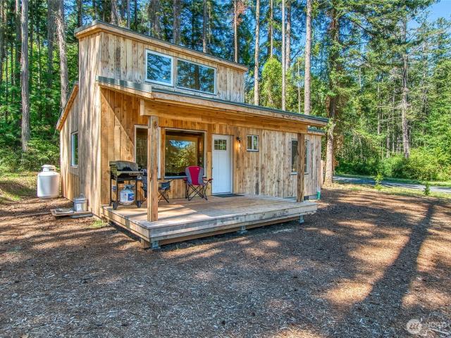 House for sale in Eastsound, Washington