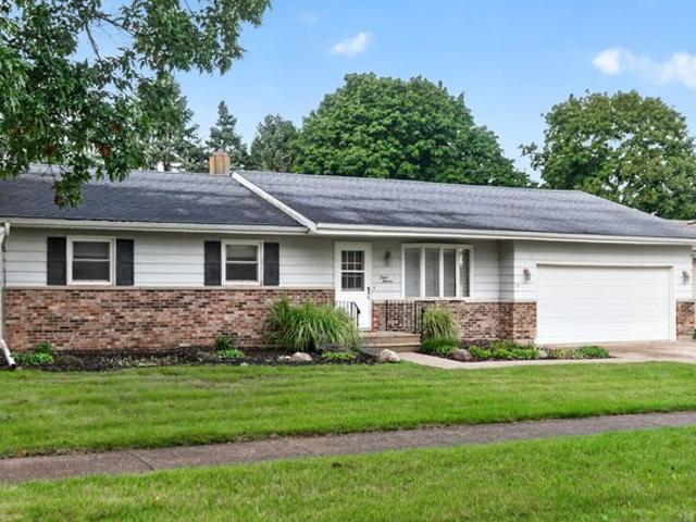 House for sale in Sycamore, Illinois