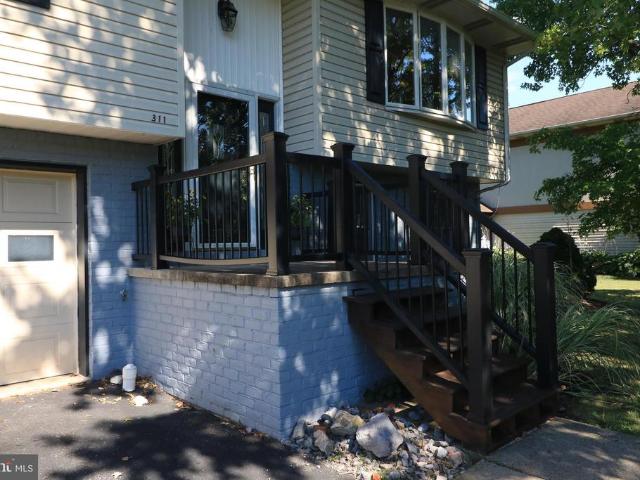House for sale in Lemont, Pennsylvania