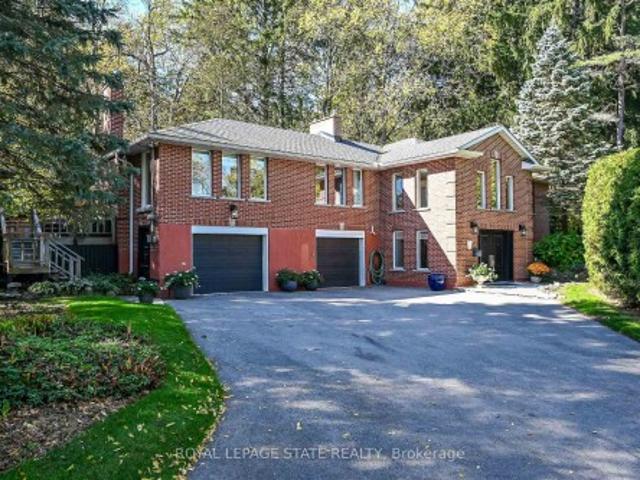House for sale in Pinecrest, Hamilton