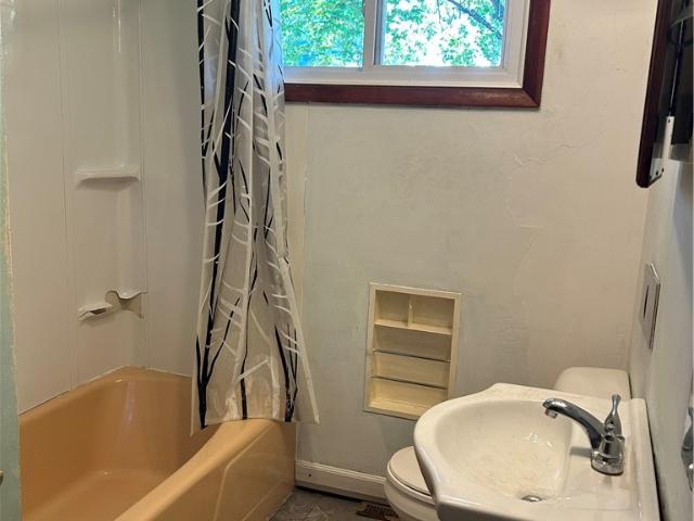 House for sale in Mercer, Pennsylvania